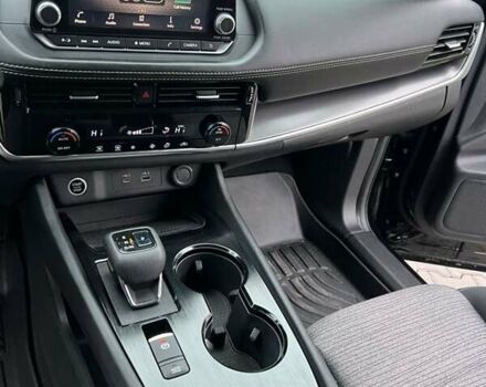 Черный Ниссан Rogue, объемом двигателя 2.49 л и пробегом 112 тыс. км за 20500 $, фото 23 на Automoto.ua