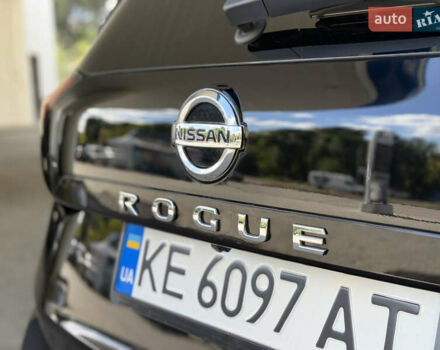 Чорний Ніссан Rogue, об'ємом двигуна 2.49 л та пробігом 75 тис. км за 20500 $, фото 32 на Automoto.ua