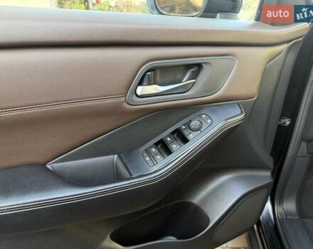 Чорний Ніссан Rogue, об'ємом двигуна 2.49 л та пробігом 63 тис. км за 21800 $, фото 25 на Automoto.ua