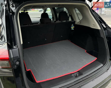 Чорний Ніссан Rogue, об'ємом двигуна 2.49 л та пробігом 138 тис. км за 18999 $, фото 12 на Automoto.ua