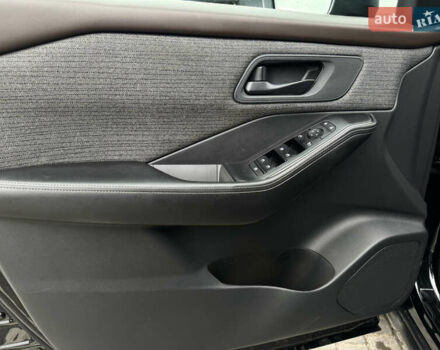 Черный Ниссан Rogue, объемом двигателя 2.49 л и пробегом 139 тыс. км за 19900 $, фото 9 на Automoto.ua