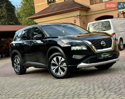 Черный Ниссан Rogue, объемом двигателя 2.5 л и пробегом 143 тыс. км за 21500 $, фото 2 на Automoto.ua