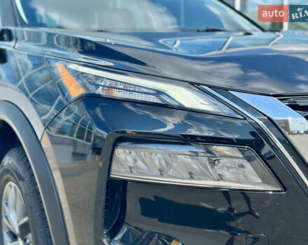 Чорний Ніссан Rogue, об'ємом двигуна 2.5 л та пробігом 112 тис. км за 20490 $, фото 3 на Automoto.ua