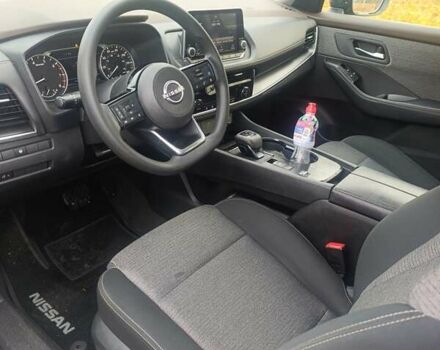 Черный Ниссан Rogue, объемом двигателя 1.5 л и пробегом 39 тыс. км за 21800 $, фото 3 на Automoto.ua