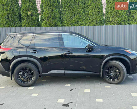 Черный Ниссан Rogue, объемом двигателя 1.5 л и пробегом 47 тыс. км за 24400 $, фото 11 на Automoto.ua