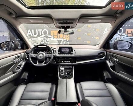 Черный Ниссан Rogue, объемом двигателя 1.5 л и пробегом 136 тыс. км за 23500 $, фото 10 на Automoto.ua