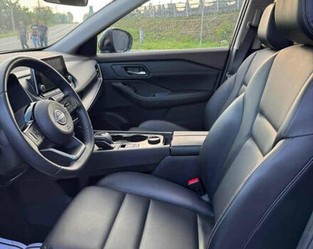 Черный Ниссан Rogue, объемом двигателя 1.5 л и пробегом 47 тыс. км за 24400 $, фото 12 на Automoto.ua