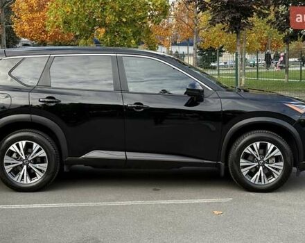 Ніссан Rogue 2022 у Дніпро (Дніпропетровську) на Automoto.ua Чорний Ніссан Rogue, об'ємом двигуна 1.5 л та пробігом 45 тис. км за 24800 $, фото 3 на Automoto.ua