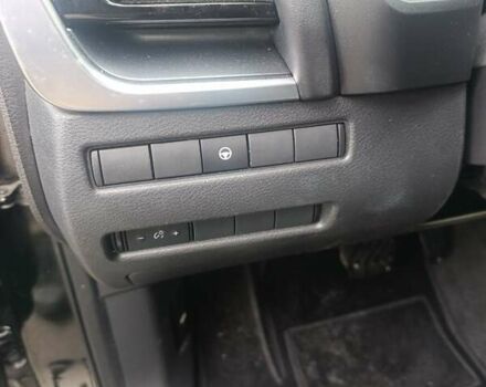 Черный Ниссан Rogue, объемом двигателя 1.5 л и пробегом 39 тыс. км за 21800 $, фото 5 на Automoto.ua