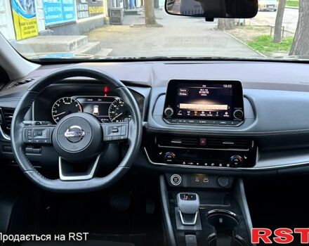 Чорний Ніссан Rogue, об'ємом двигуна 1.5 л та пробігом 81 тис. км за 23999 $, фото 8 на Automoto.ua