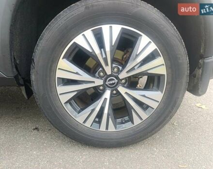 Черный Ниссан Rogue, объемом двигателя 1.5 л и пробегом 39 тыс. км за 21800 $, фото 9 на Automoto.ua