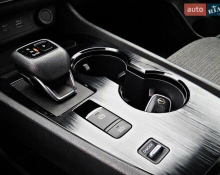 Черный Ниссан Rogue, объемом двигателя 1.5 л и пробегом 30 тыс. км за 19800 $, фото 16 на Automoto.ua