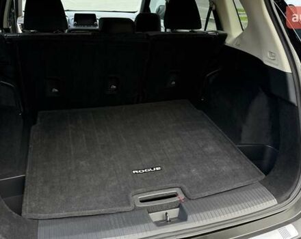 Ніссан Rogue 2022 у Дніпро (Дніпропетровську) на Automoto.ua Чорний Ніссан Rogue, об'ємом двигуна 1.5 л та пробігом 45 тис. км за 24800 $, фото 41 на Automoto.ua