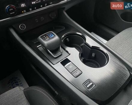 Чорний Ніссан Rogue, об'ємом двигуна 1.5 л та пробігом 113 тис. км за 24400 $, фото 15 на Automoto.ua