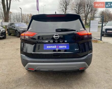 Чорний Ніссан Rogue, об'ємом двигуна 1.5 л та пробігом 113 тис. км за 24400 $, фото 5 на Automoto.ua