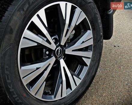 Черный Ниссан Rogue, объемом двигателя 1.5 л и пробегом 30 тыс. км за 19800 $, фото 4 на Automoto.ua