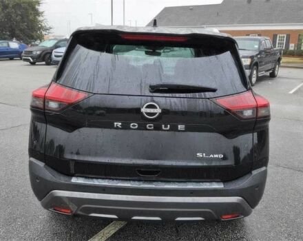 Черный Ниссан Rogue, объемом двигателя 1.5 л и пробегом 18 тыс. км за 20000 $, фото 3 на Automoto.ua