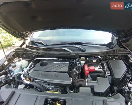 Чорний Ніссан Rogue, об'ємом двигуна 0 л та пробігом 16 тис. км за 23500 $, фото 5 на Automoto.ua