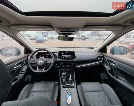 Черный Ниссан Rogue, объемом двигателя 1.5 л и пробегом 16 тыс. км за 27500 $, фото 5 на Automoto.ua