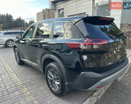 Черный Ниссан Rogue, объемом двигателя 1.5 л и пробегом 19 тыс. км за 24999 $, фото 6 на Automoto.ua