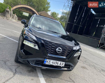 Черный Ниссан Rogue, объемом двигателя 1.5 л и пробегом 93 тыс. км за 25490 $, фото 3 на Automoto.ua