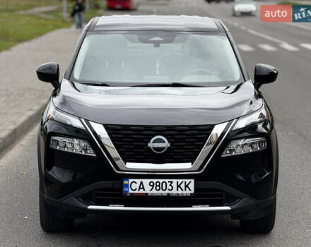 Черный Ниссан Rogue, объемом двигателя 1.5 л и пробегом 16 тыс. км за 23999 $, фото 2 на Automoto.ua