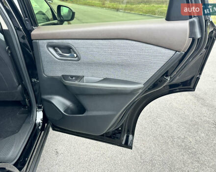 Черный Ниссан Rogue, объемом двигателя 1.5 л и пробегом 75 тыс. км за 22999 $, фото 51 на Automoto.ua