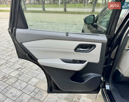 Черный Ниссан Rogue, объемом двигателя 1.5 л и пробегом 90 тыс. км за 22200 $, фото 29 на Automoto.ua