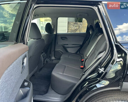 Черный Ниссан Rogue, объемом двигателя 1.5 л и пробегом 19 тыс. км за 24999 $, фото 15 на Automoto.ua