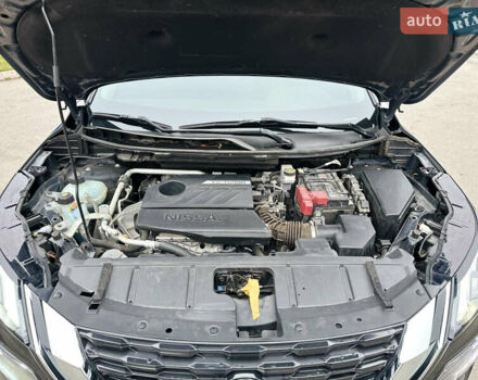 Чорний Ніссан Rogue, об'ємом двигуна 1.5 л та пробігом 84 тис. км за 22500 $, фото 17 на Automoto.ua