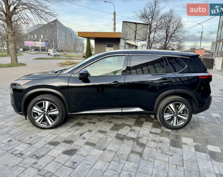 Черный Ниссан Rogue, объемом двигателя 1.5 л и пробегом 90 тыс. км за 22200 $, фото 2 на Automoto.ua