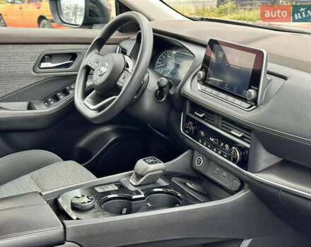 Черный Ниссан Rogue, объемом двигателя 1.5 л и пробегом 75 тыс. км за 22999 $, фото 50 на Automoto.ua