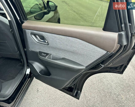 Черный Ниссан Rogue, объемом двигателя 1.5 л и пробегом 75 тыс. км за 22999 $, фото 55 на Automoto.ua