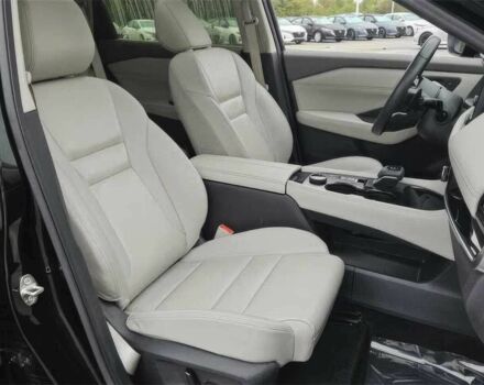 Черный Ниссан Rogue, объемом двигателя 1.5 л и пробегом 18 тыс. км за 20000 $, фото 7 на Automoto.ua