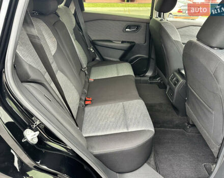 Черный Ниссан Rogue, объемом двигателя 1.5 л и пробегом 75 тыс. км за 22999 $, фото 57 на Automoto.ua