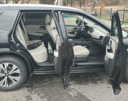 Чорний Ніссан Rogue, об'ємом двигуна 1.5 л та пробігом 42 тис. км за 26500 $, фото 6 на Automoto.ua