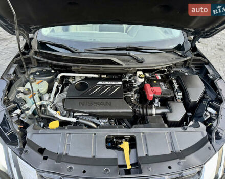 Черный Ниссан Rogue, объемом двигателя 1.5 л и пробегом 90 тыс. км за 22200 $, фото 43 на Automoto.ua