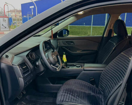 Чорний Ніссан Rogue, об'ємом двигуна 1.5 л та пробігом 84 тис. км за 22500 $, фото 11 на Automoto.ua