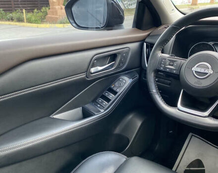 Черный Ниссан Rogue, объемом двигателя 1.5 л и пробегом 93 тыс. км за 25490 $, фото 10 на Automoto.ua