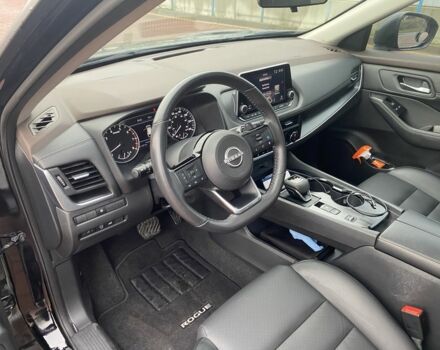 Чорний Ніссан Rogue, об'ємом двигуна 1.5 л та пробігом 31 тис. км за 25000 $, фото 5 на Automoto.ua