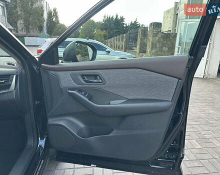 Черный Ниссан Rogue, объемом двигателя 1.5 л и пробегом 19 тыс. км за 24999 $, фото 20 на Automoto.ua