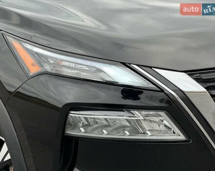 Черный Ниссан Rogue, объемом двигателя 1.5 л и пробегом 75 тыс. км за 22999 $, фото 12 на Automoto.ua