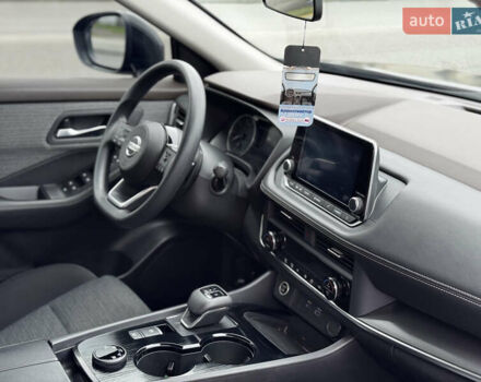 Черный Ниссан Rogue, объемом двигателя 1.5 л и пробегом 16 тыс. км за 23999 $, фото 17 на Automoto.ua