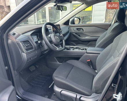 Черный Ниссан Rogue, объемом двигателя 1.5 л и пробегом 19 тыс. км за 24999 $, фото 11 на Automoto.ua