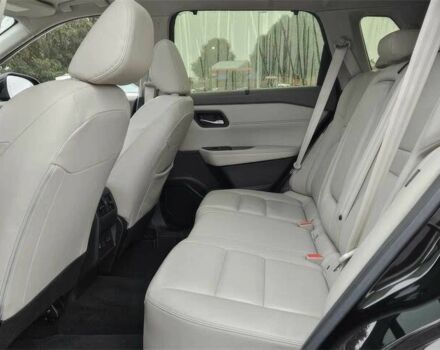 Черный Ниссан Rogue, объемом двигателя 1.5 л и пробегом 18 тыс. км за 20000 $, фото 12 на Automoto.ua