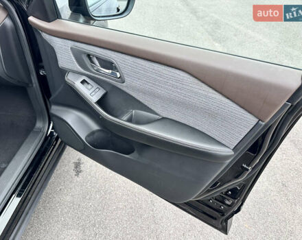 Черный Ниссан Rogue, объемом двигателя 1.5 л и пробегом 75 тыс. км за 22999 $, фото 48 на Automoto.ua