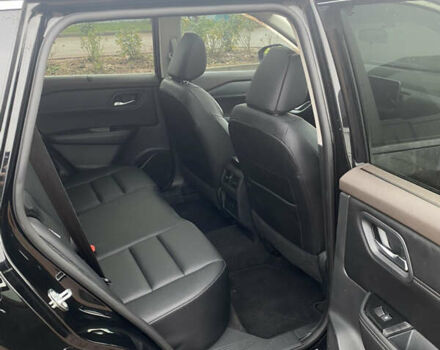 Чорний Ніссан Rogue, об'ємом двигуна 1.5 л та пробігом 31 тис. км за 25000 $, фото 8 на Automoto.ua