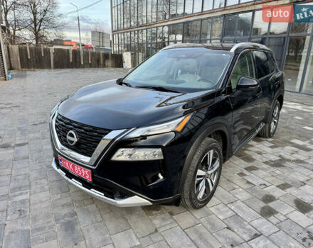 Черный Ниссан Rogue, объемом двигателя 1.5 л и пробегом 90 тыс. км за 22200 $, фото 1 на Automoto.ua