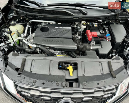 Черный Ниссан Rogue, объемом двигателя 1.5 л и пробегом 75 тыс. км за 22999 $, фото 63 на Automoto.ua