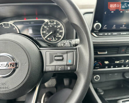 Черный Ниссан Rogue, объемом двигателя 1.5 л и пробегом 75 тыс. км за 22999 $, фото 44 на Automoto.ua